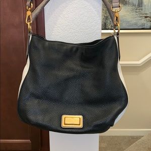 Marc Jacobs cross body with detachable strap.